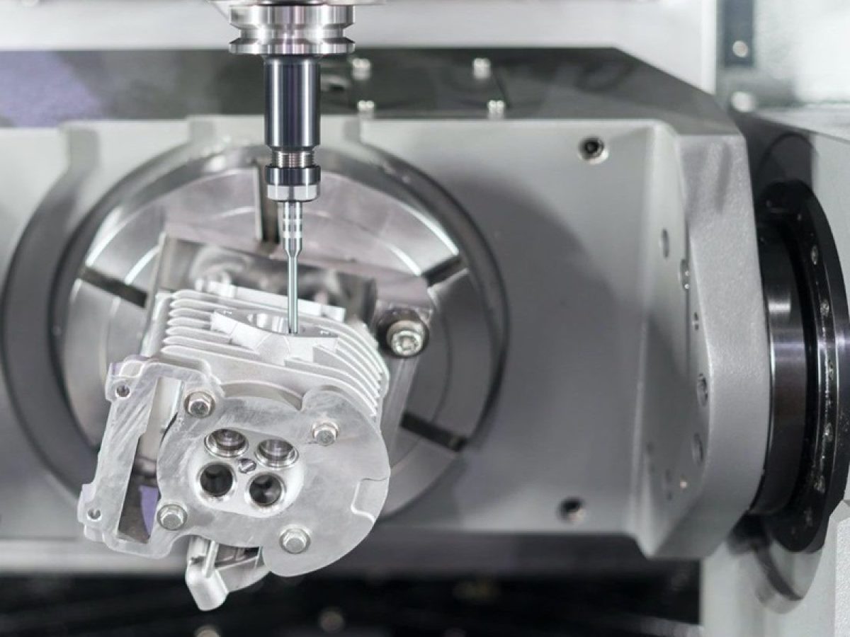 Máy phay CNC 5 trục – Công nghệ hiện đại giúp gia công chi tiết phức tạp
